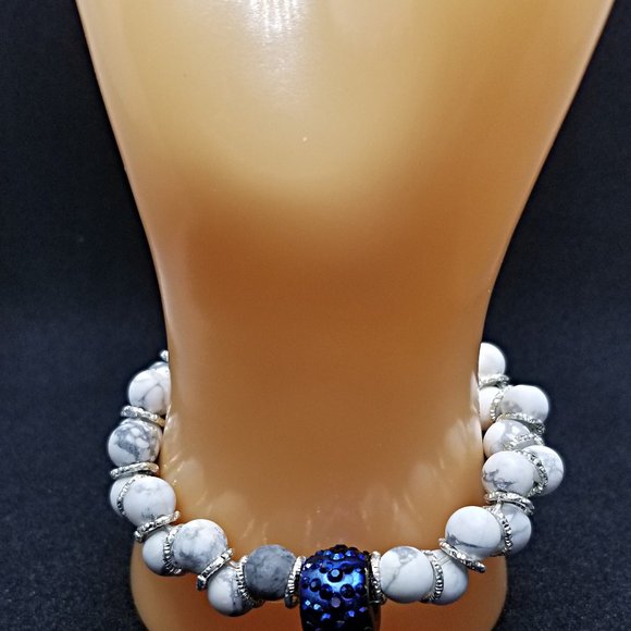 Howlite Goddess Bracelet Stretch - Picture 3 of 8